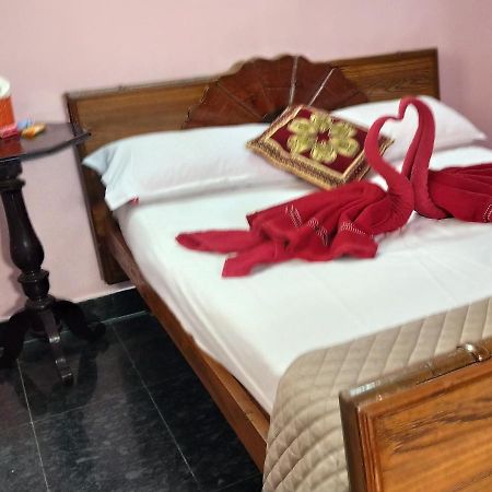 Amirtha Homes Tiruchirappalli Buitenkant foto